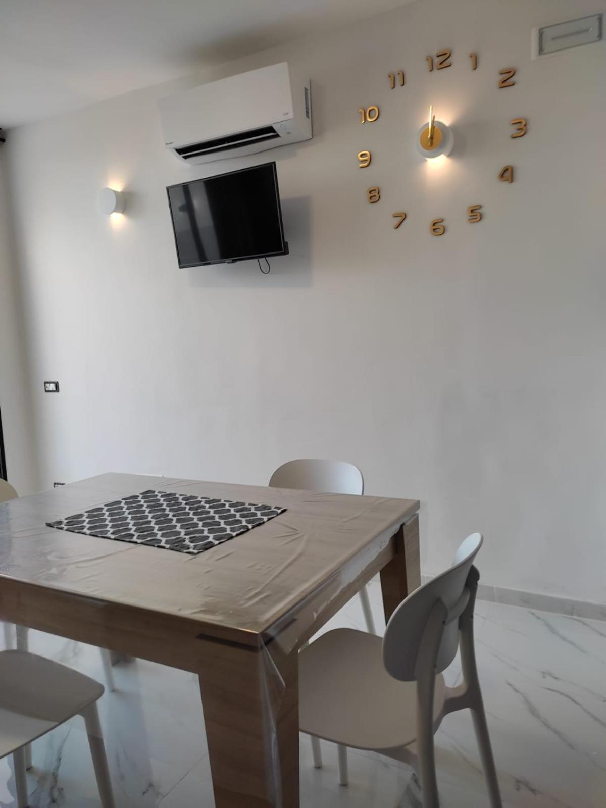 Oasi Scala Dei Turchi Villa Realmonte Bilik gambar