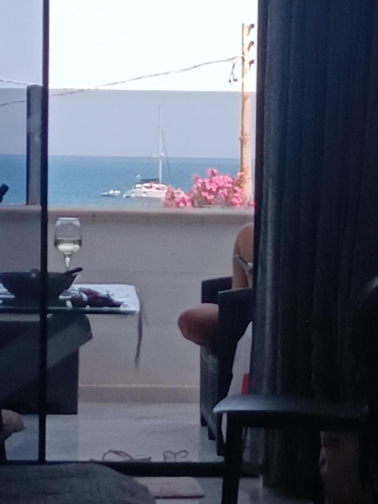 Oasi Scala Dei Turchi Villa Realmonte Bilik gambar