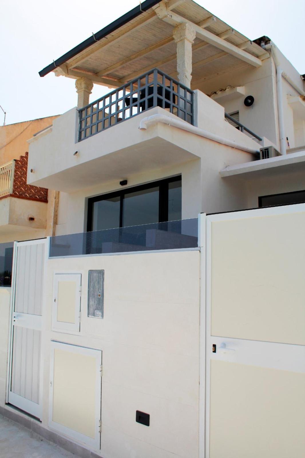 Oasi Scala Dei Turchi Villa Realmonte Bilik gambar